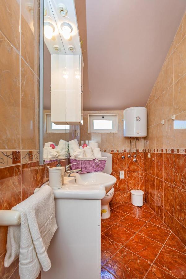 Apartments Bralovic Орасац Екстер'єр фото